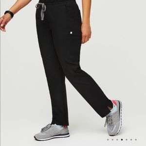 Yola XS skinny scrub pants figs